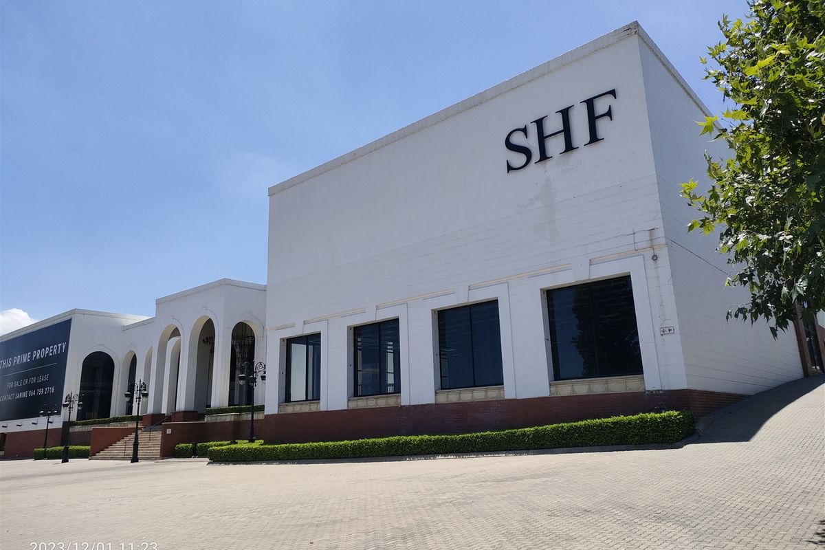 7800m2  Warehouse  - FOR SALE - Photo 4