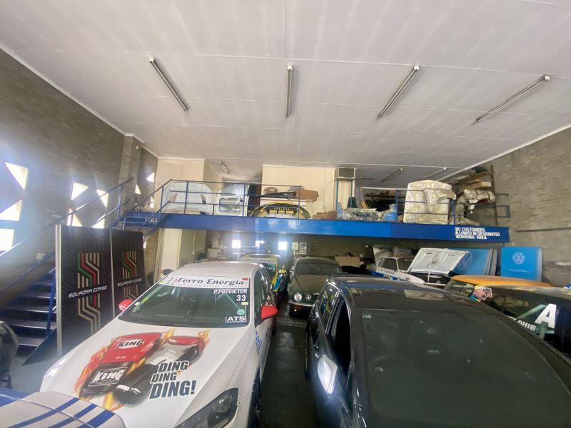 Prime Industrial Property in Kyalami – Exceptional Visibility and Location! - Photo 3