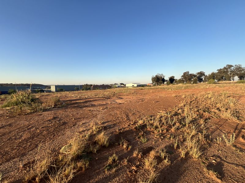 Non distressed Auction - Bidding to start from R8,600,000.00 - Photo 4