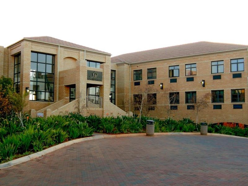 Atterbury Court - Beautifully Revamped Offices Available in the Heart of Faerie Glen! - Photo 2