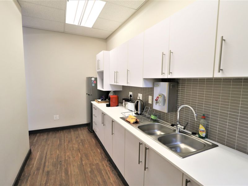 Office space for sale in 4 on Anslow in Bryanston - Photo 5