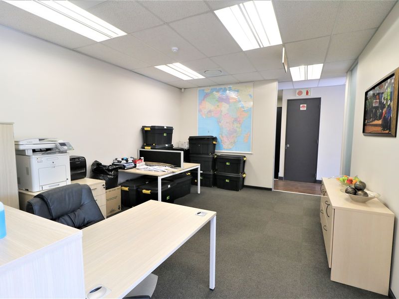 Office space for sale in 4 on Anslow in Bryanston - Photo 8