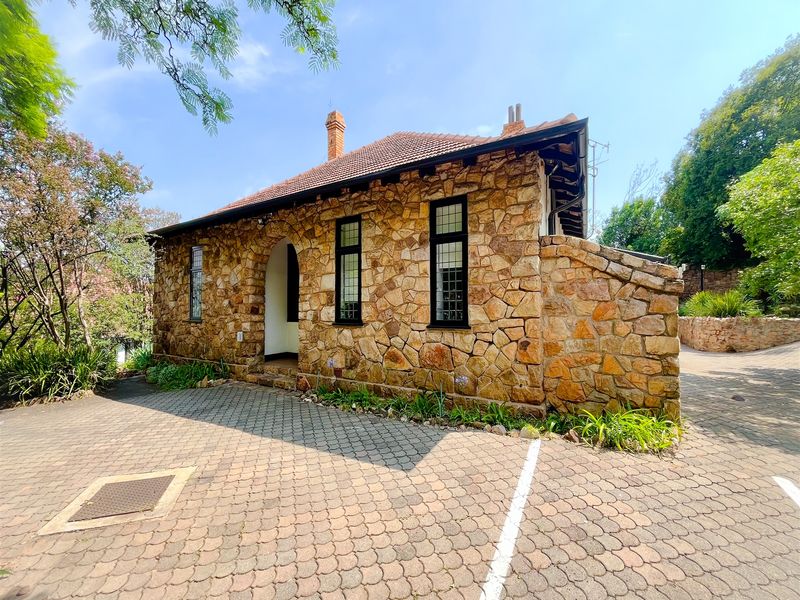 Office space to purchase in Parktown - Photo 4