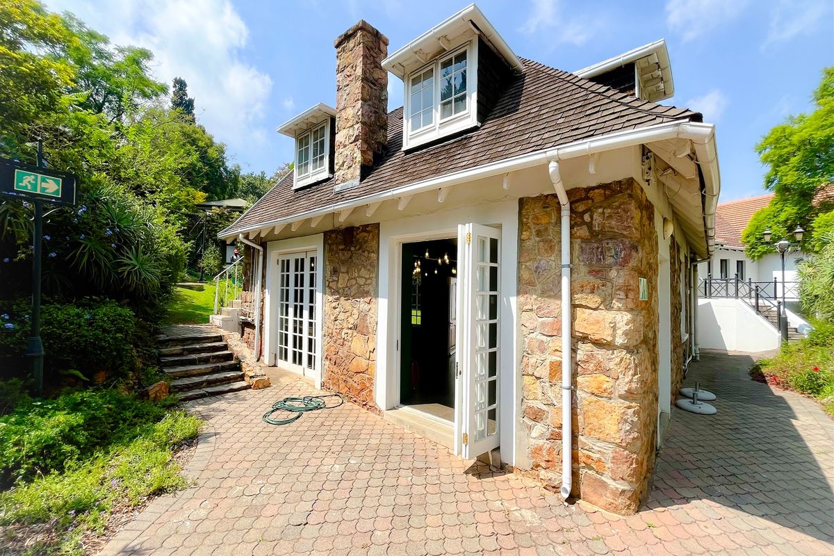 Office space to purchase in Parktown - Photo 5