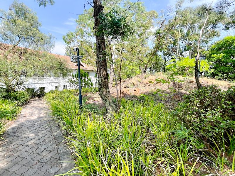 Office space to purchase in Parktown - Photo 9