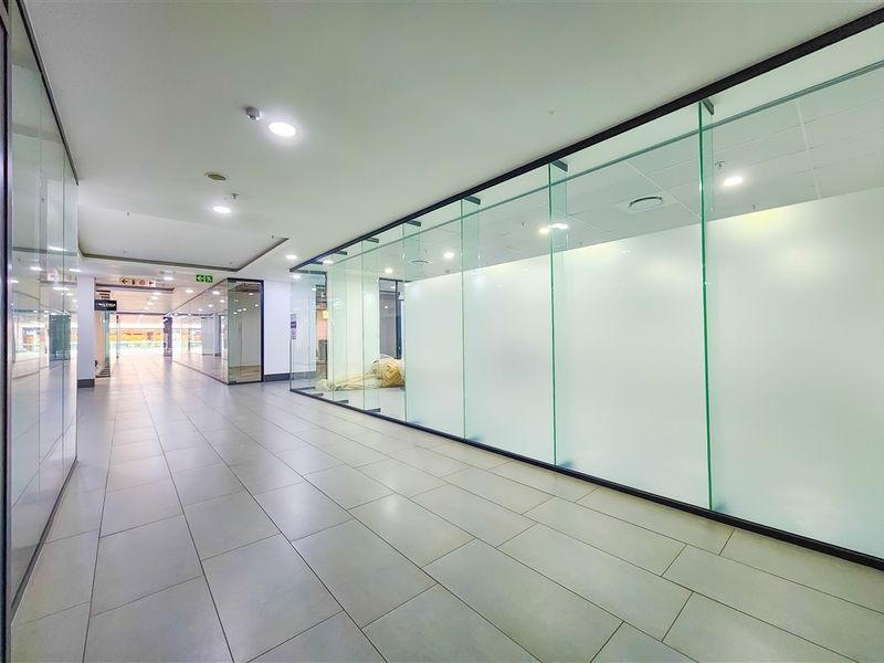 Open Plan Office to Let in Dainfern Square - Photo 7