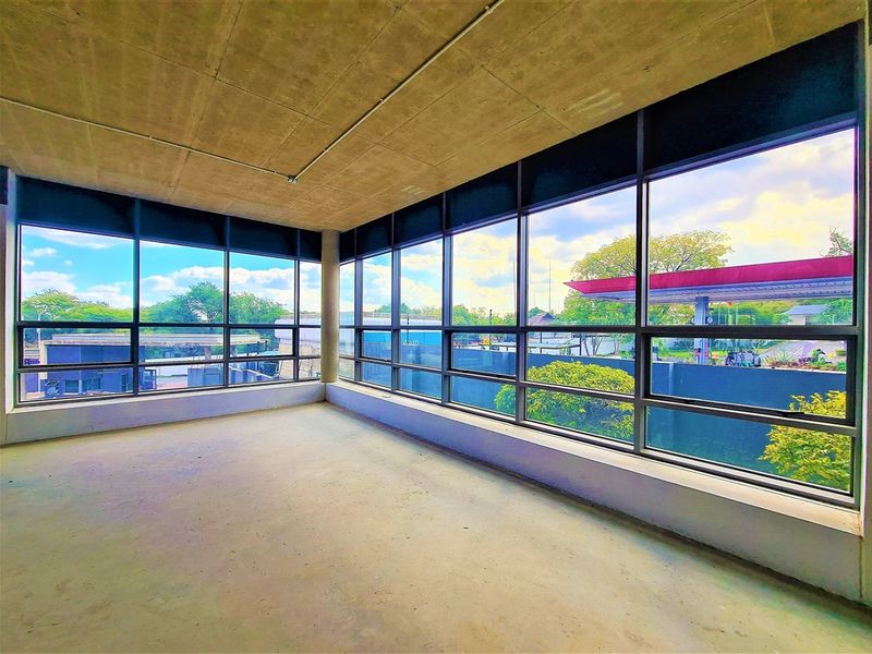 794m2 Ground Floor Office to Let in Infinity Business Park - Photo 9