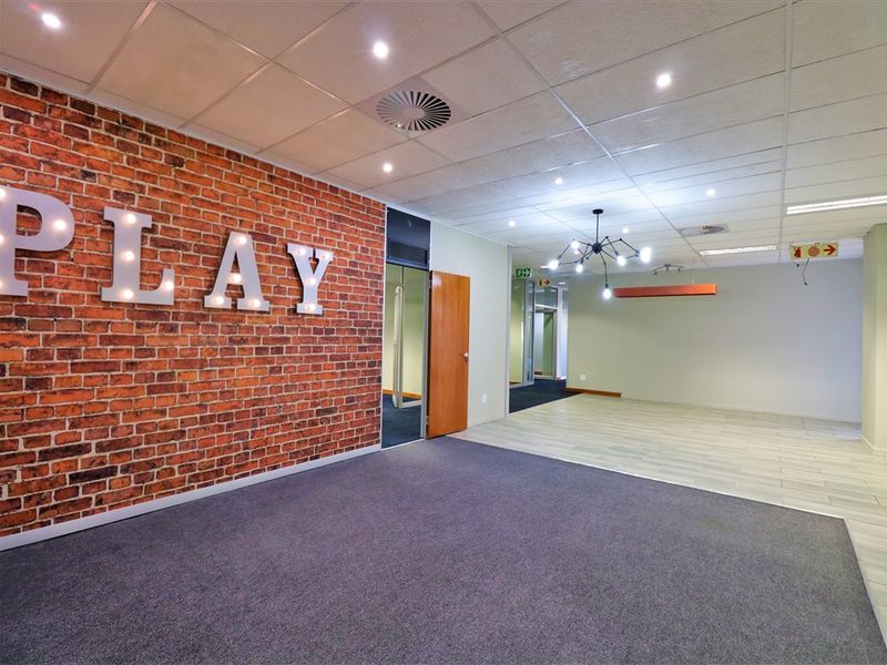 197m2 Office to Let in Clearwater Office Park - Photo 9