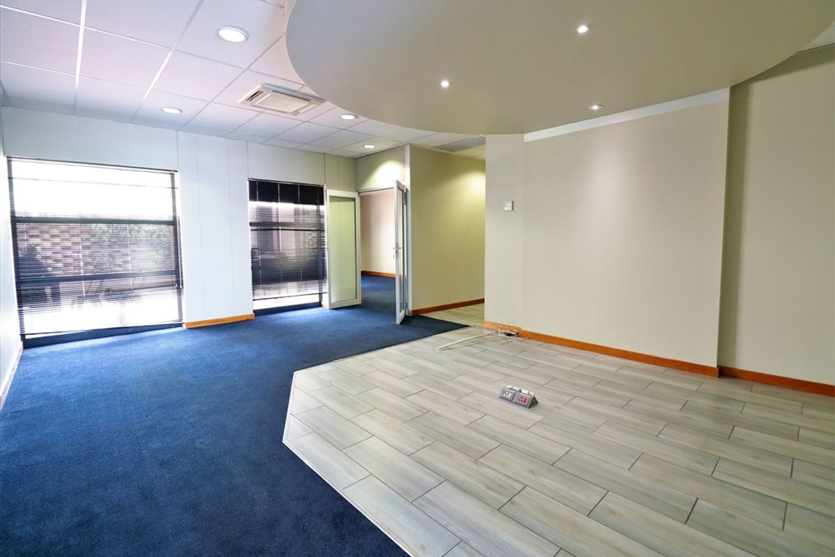 197m2 Office to Let in Clearwater Office Park - Photo 5