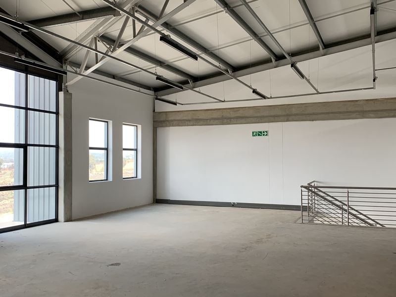 Warehouse to let in Longlake - Photo 9