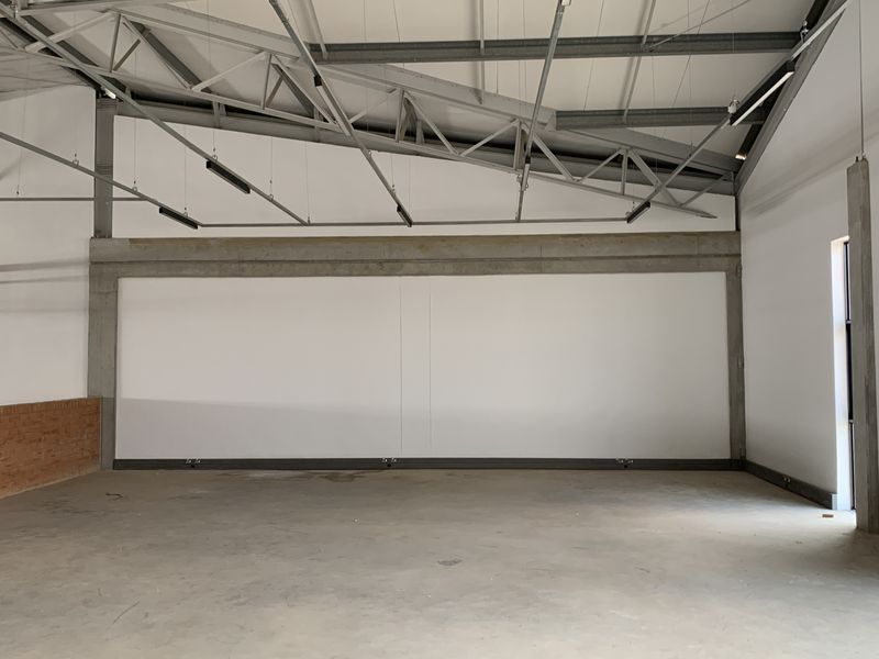 Warehouse to let in Longlake - Photo 7