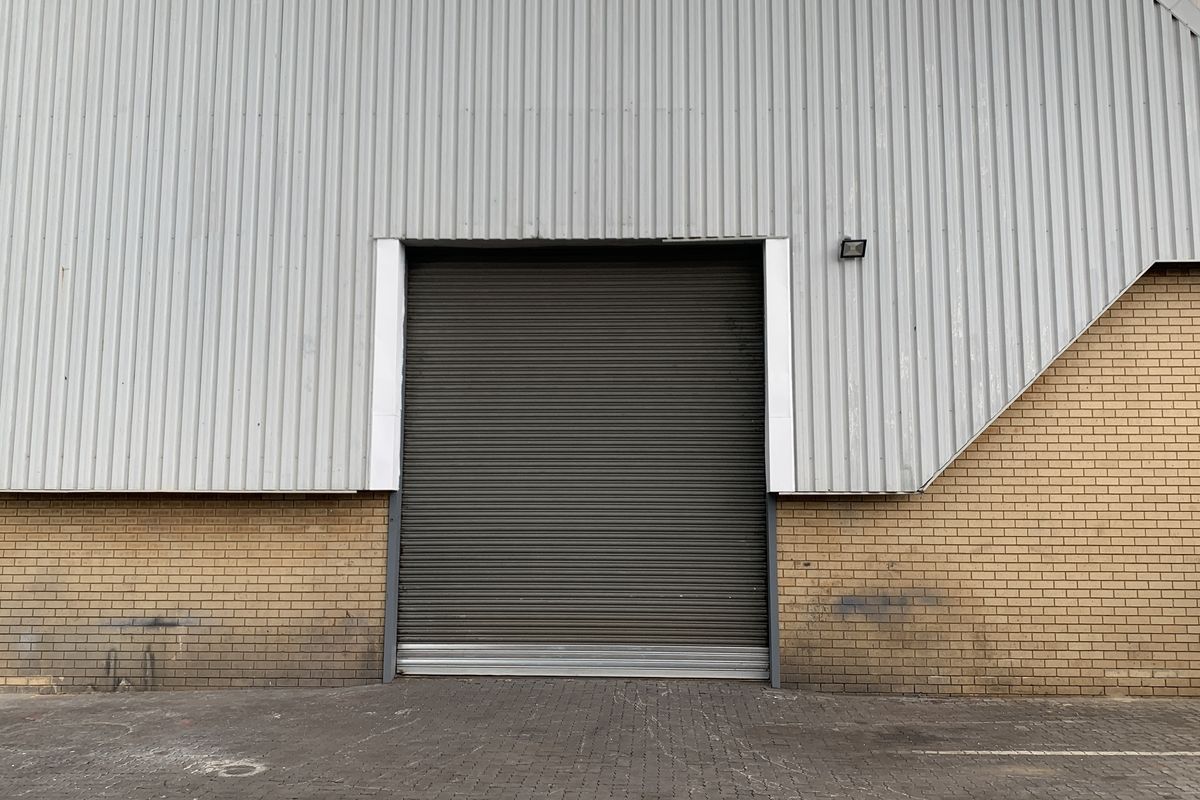 Warehouse to let in Spartan - Photo 3