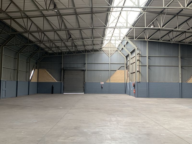 Warehouse to let in Spartan - Photo 2