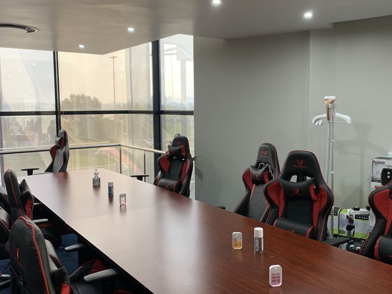 Warehouse to let in Longmeadow - Photo 9