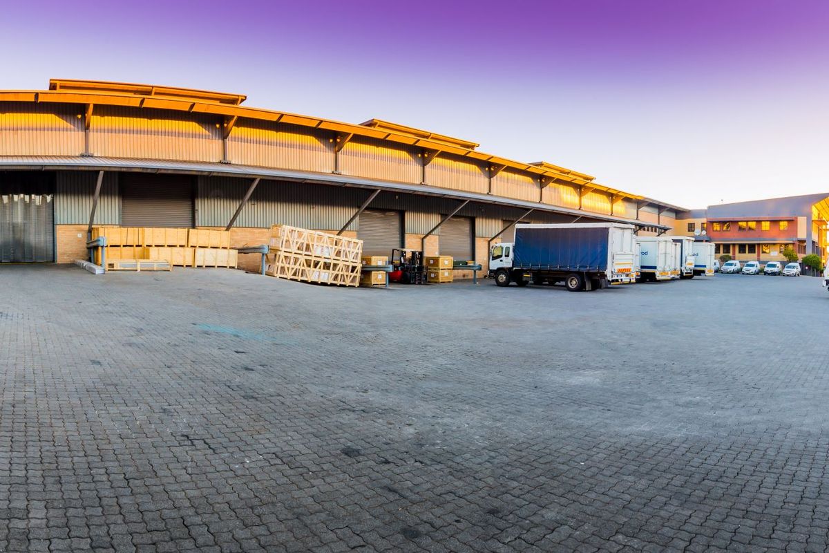 Warehouse to let in Longmeadow - Photo 4