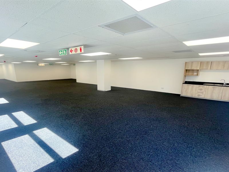 Office space to let in Melrose Arch - Photo 2