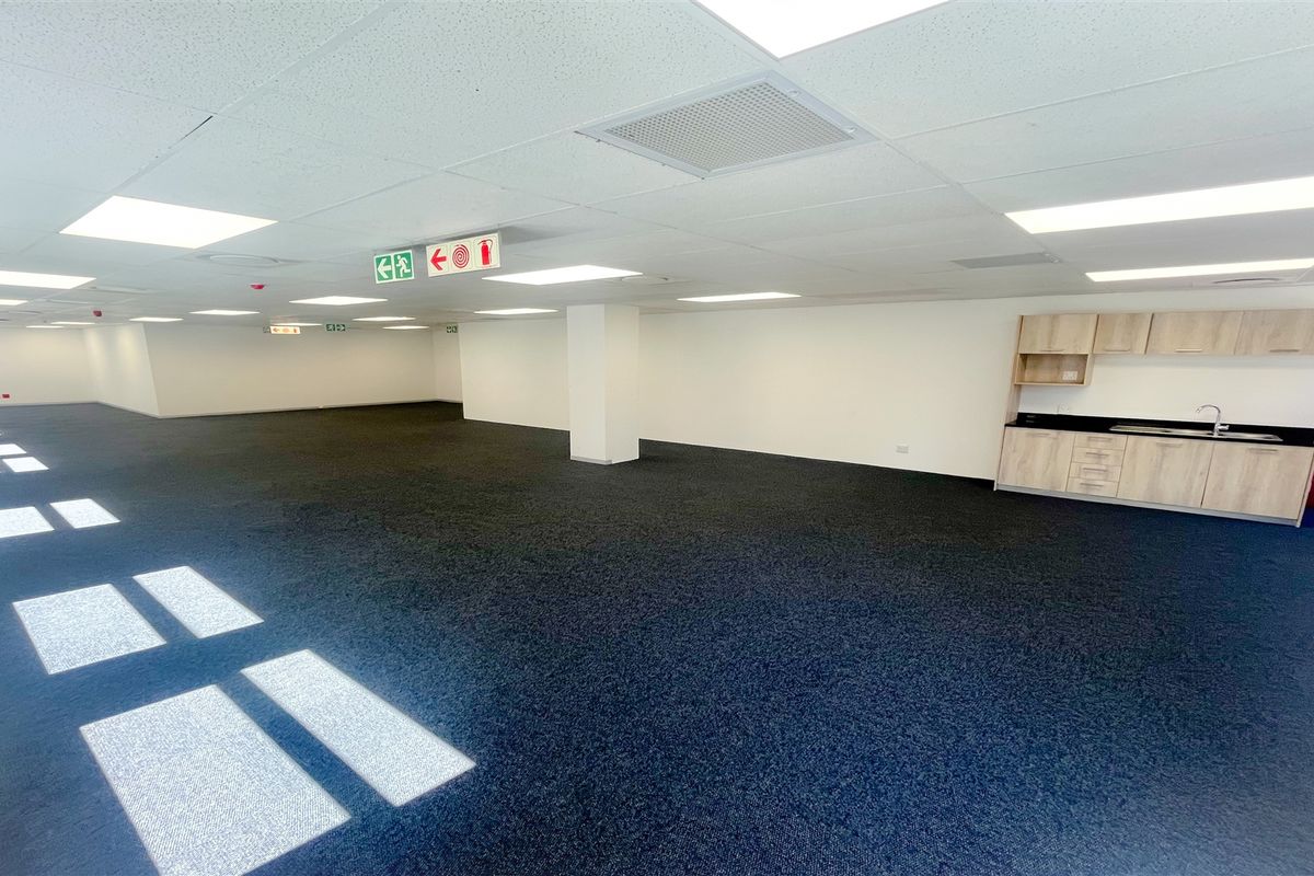 Office space to let in Melrose Arch - Photo 2