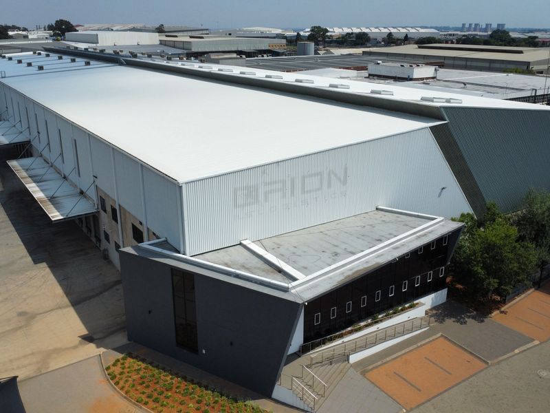 Warehouse to let in Elandsfontein - Photo 5