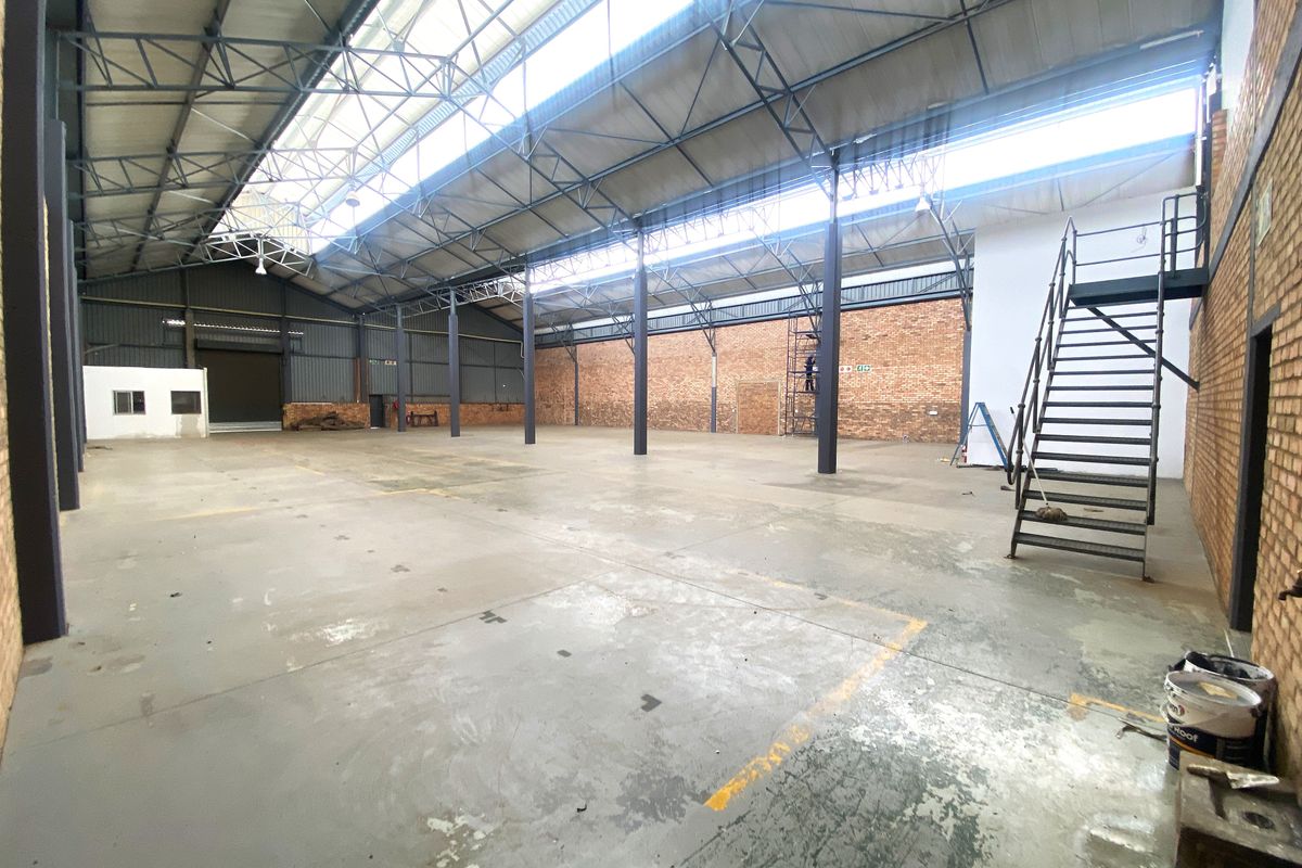 Modern 1,160m2 Warehouse with Yard To Let in Secure Tillbury Business Park, Midrand - Photo 2