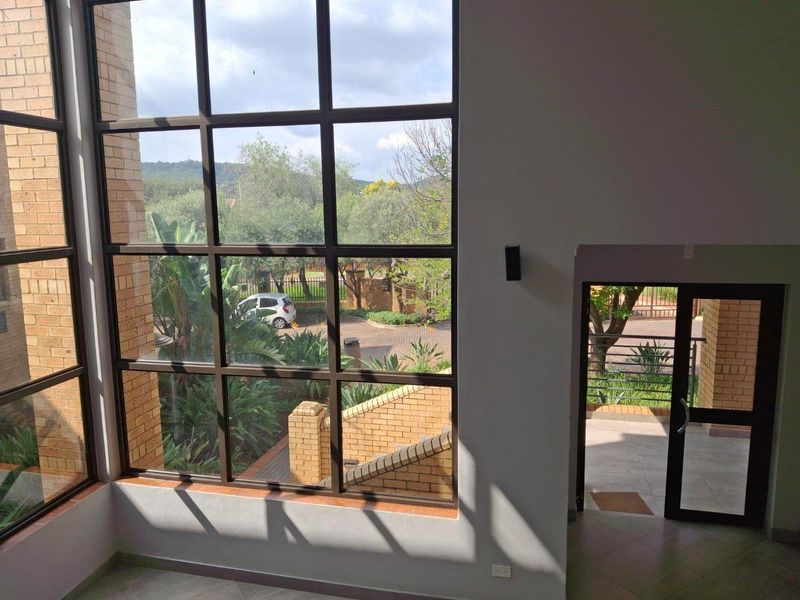 Atterbury Court - Beautifully Revamped Offices Available in the Heart of Faerie Glen! - Photo 3