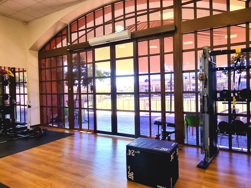 Office space to let in The Campus - Photo 2