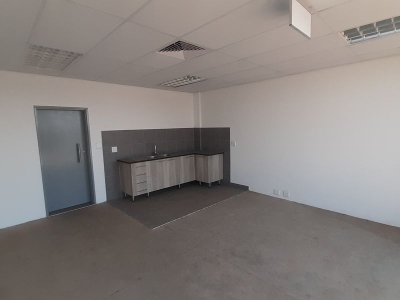 Warehouse to LET in Longlake - Photo 6