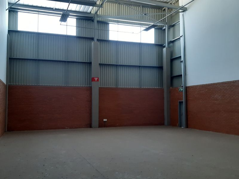 Warehouse to LET in Longlake - Photo 10