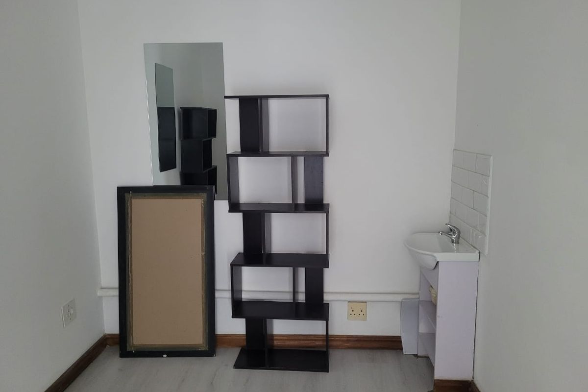 47m2 Retail space TO LET - Photo 2