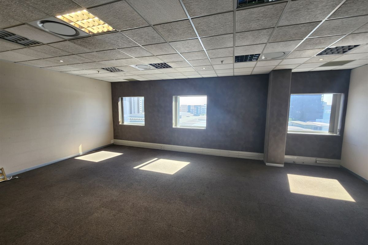 Offices to let in Rosebank - Photo 5