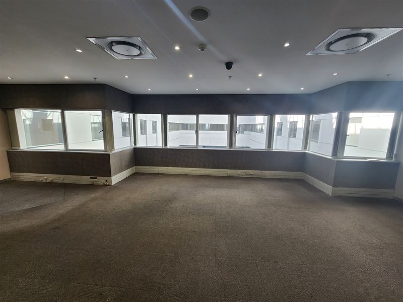 Offices to let in Rosebank - Photo 4