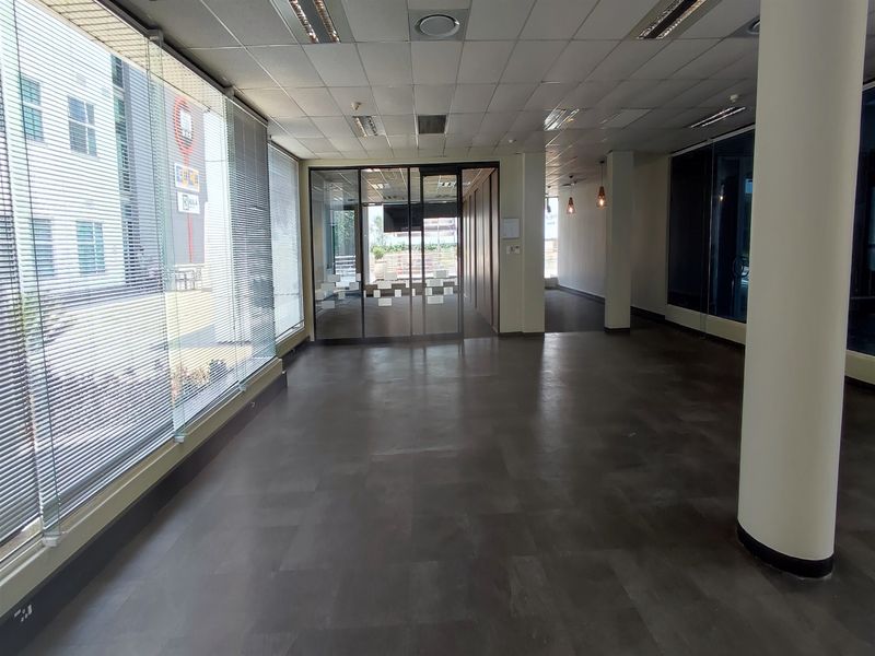 Office Space to Let in Rosebank - Photo 9
