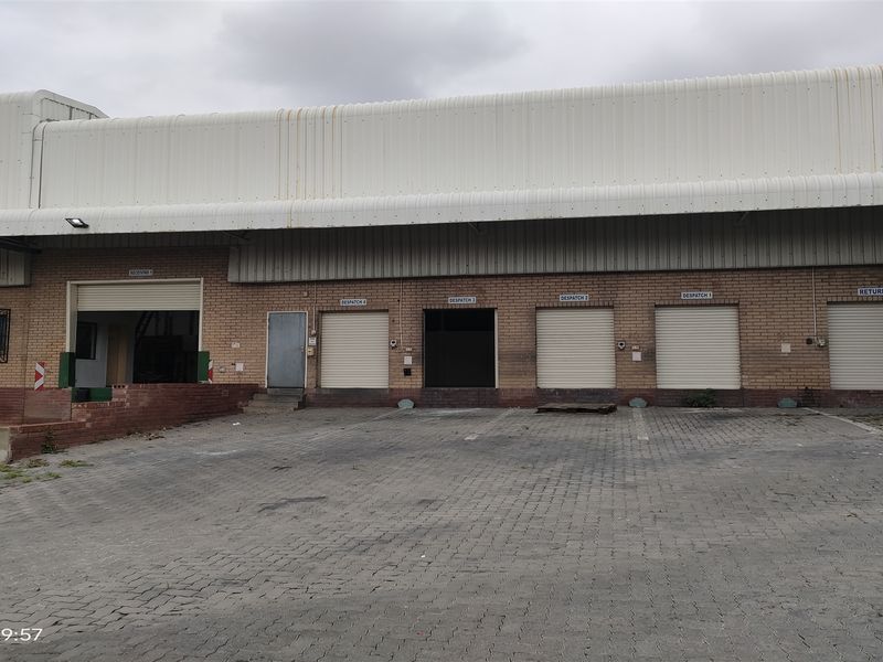 2842m2  Warehouse  - FOR SALE at R19 000 00000 plus vat - Photo 6