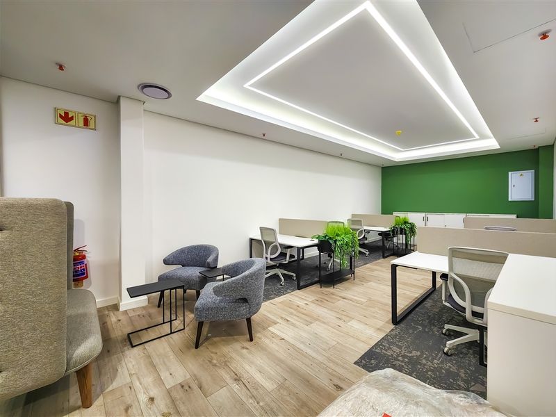 Modern Open Plan Office to Let in Dainfern Square - Photo 7
