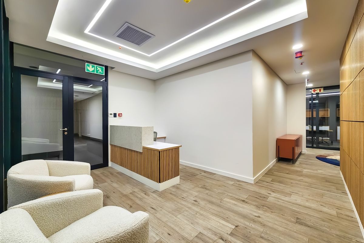 Modern Open Plan Office to Let in Dainfern Square - Photo 5