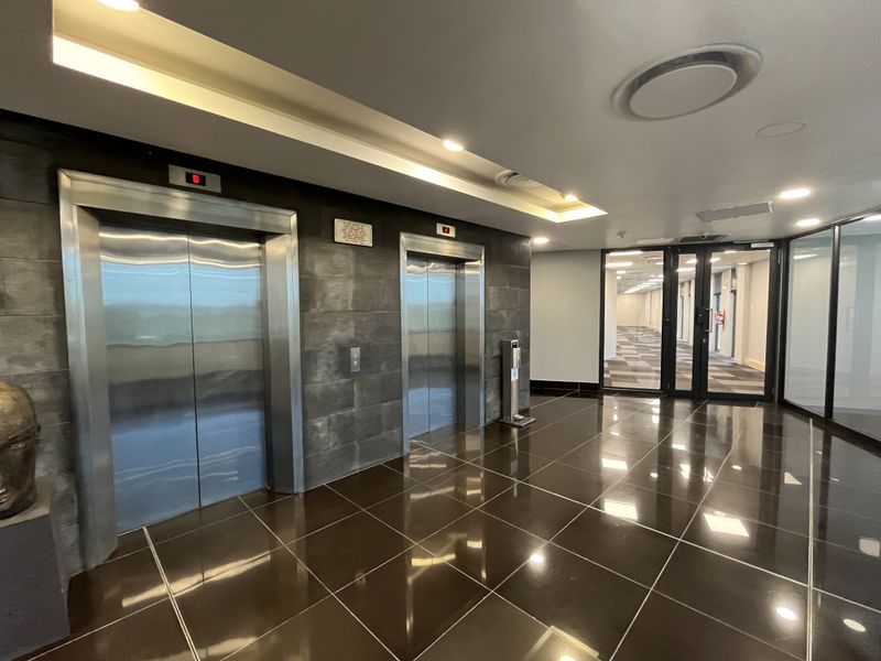 Prime office space Available Menlyn Corporate Park - Photo 3