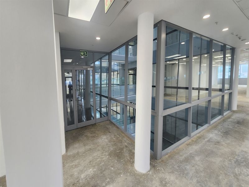 Offices to let in Sandton - Photo 6
