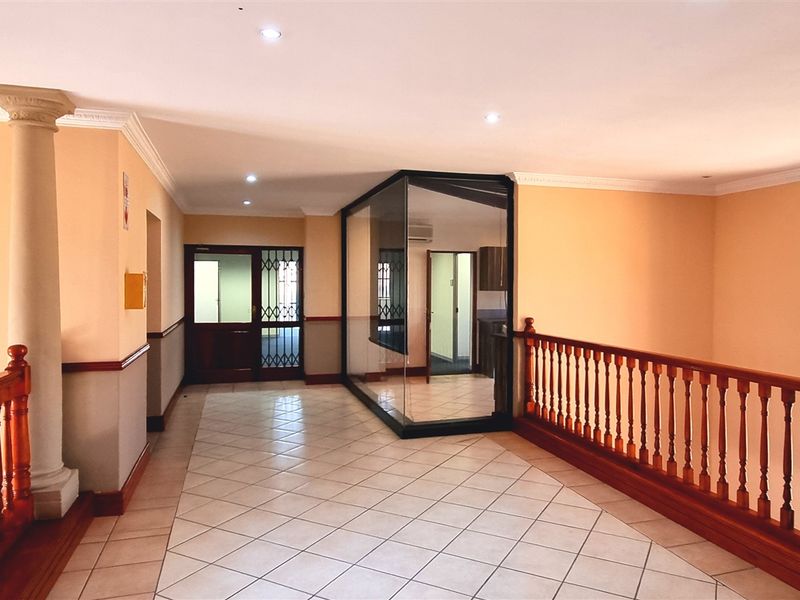 Office space to let in La Rocca Office Park Bryanston - Photo 2