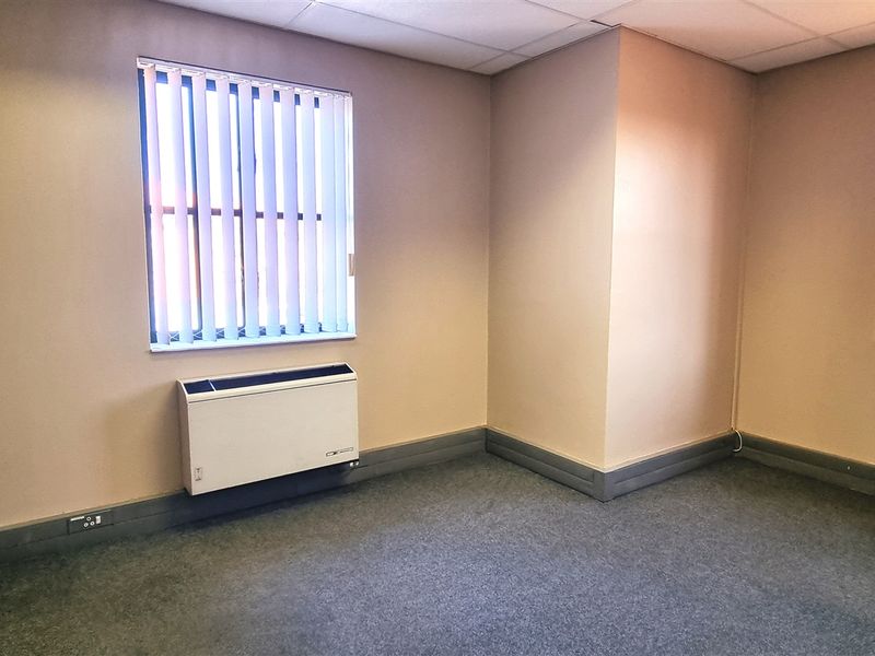 Office space to let in La Rocca Office Park Bryanston - Photo 5