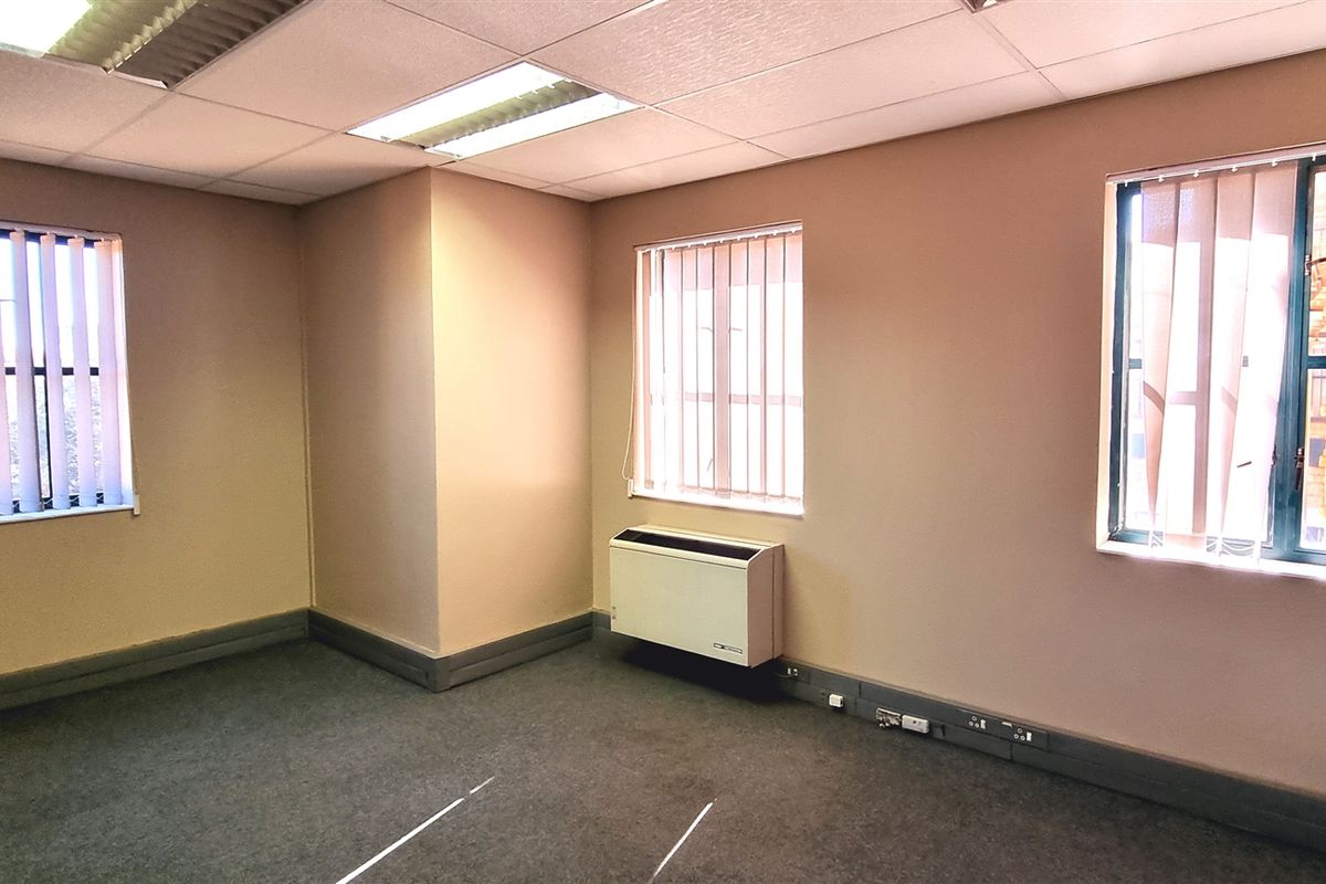 Office space to let in La Rocca Office Park Bryanston - Photo 4