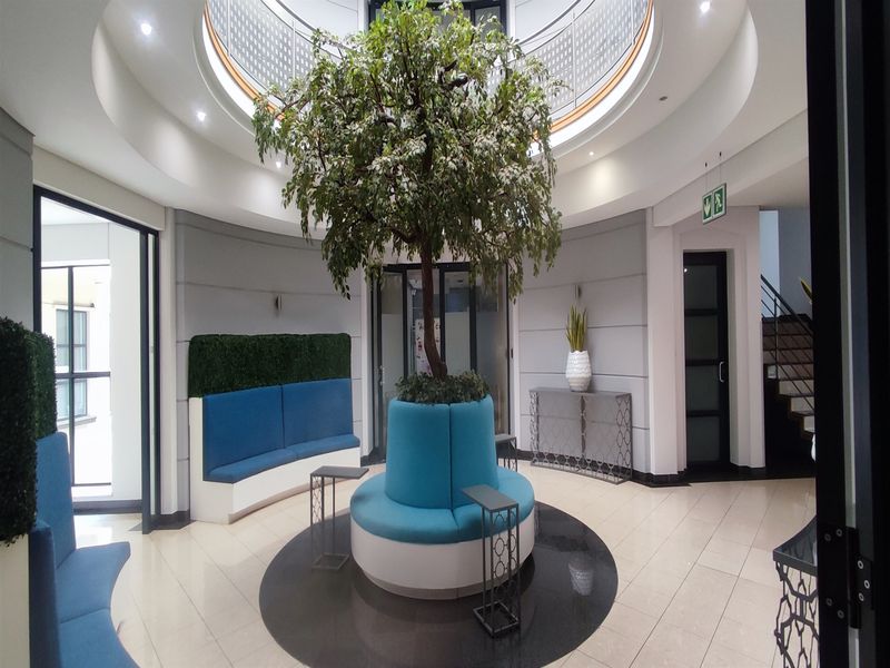 Offices to let in Illovo, Sandton - Photo 2