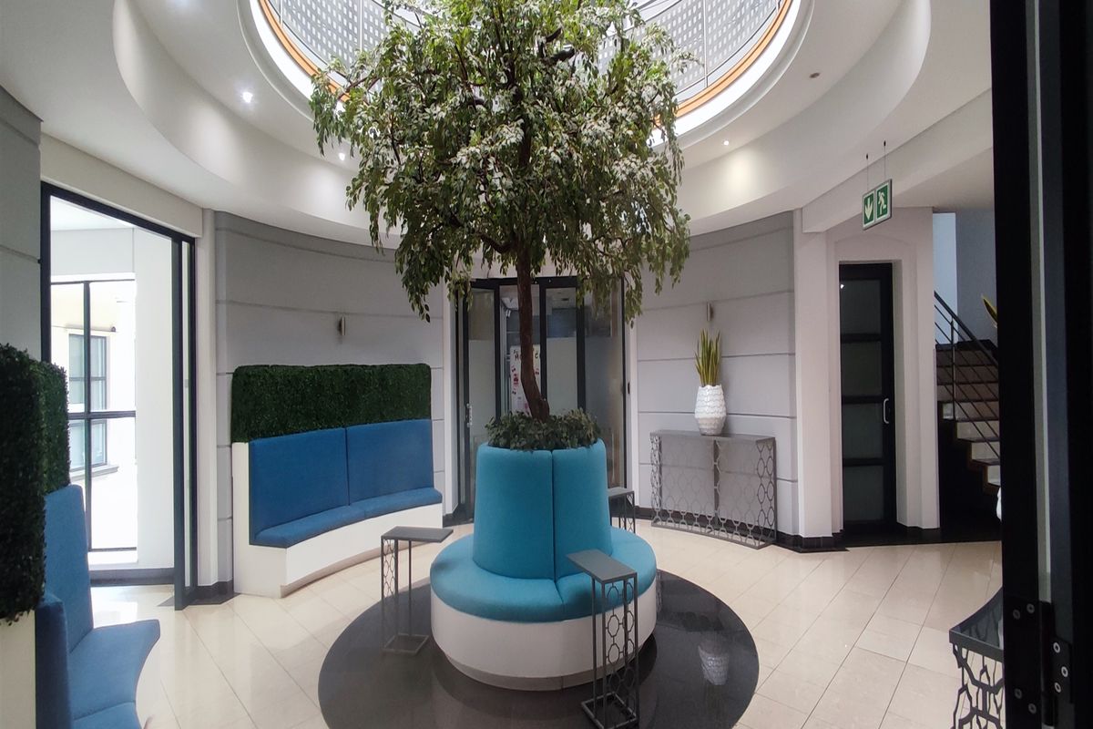 Offices to let in Illovo, Sandton - Photo 2