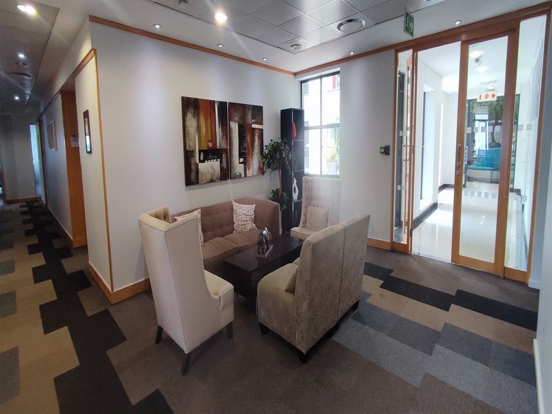 Offices to let in Illovo, Sandton - Photo 4