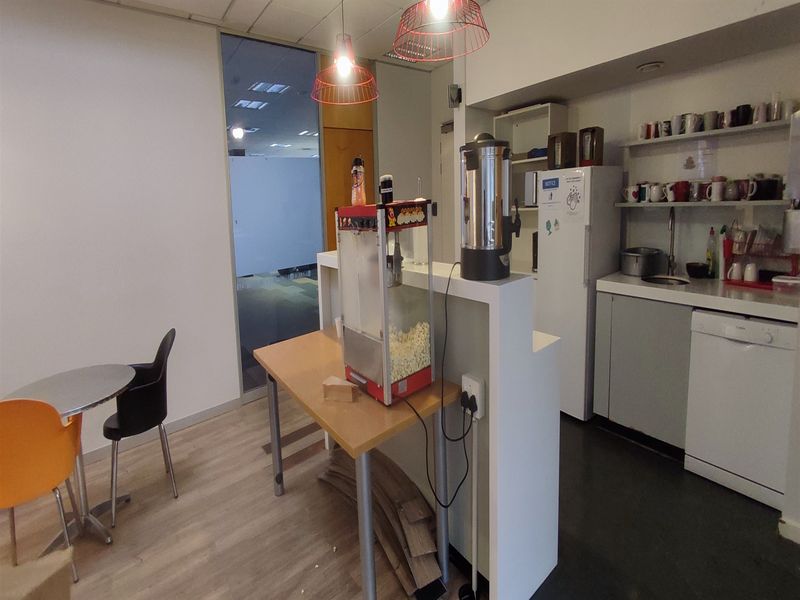 Offices to let in Illovo, Sandton - Photo 8