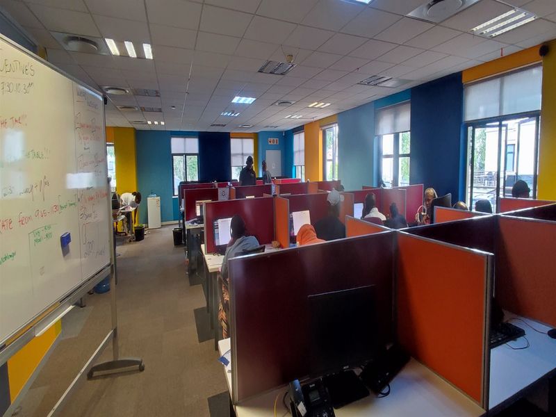 Offices to let in Illovo, Sandton - Photo 5