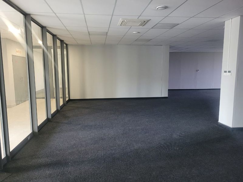 223m2 Office TO LET in Southdown Ridge - Photo 8