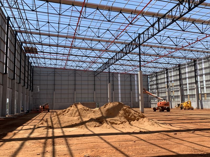 Warehouse to let in Pomona - Photo 6