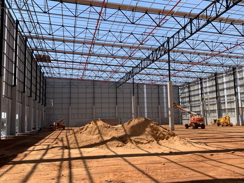 Warehouse to let in Pomona - Photo 5