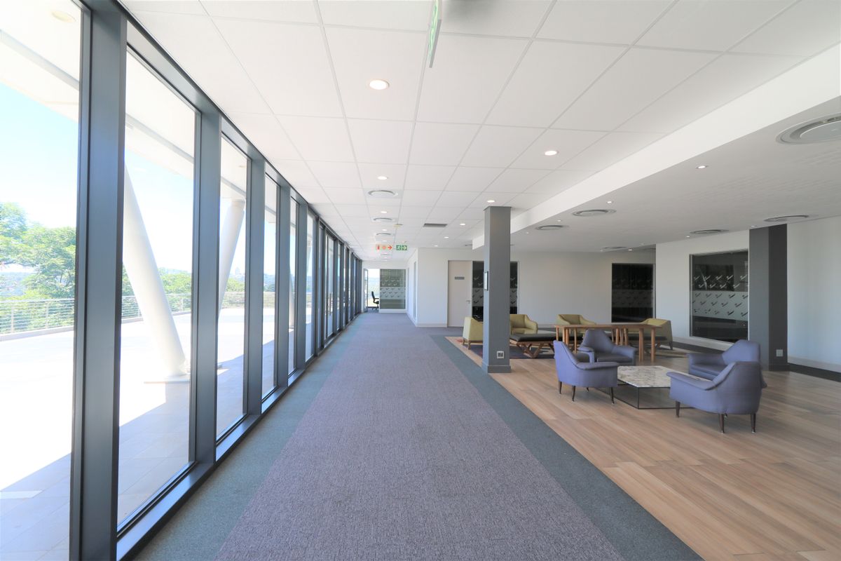 Furnished office space to let on the 1st floor of the Jindal building in Bryanston - Photo 2