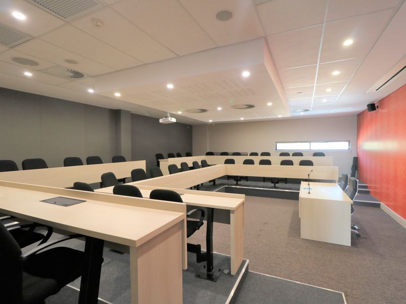 Furnished office space to let on the 1st floor of the Jindal building in Bryanston - Photo 6