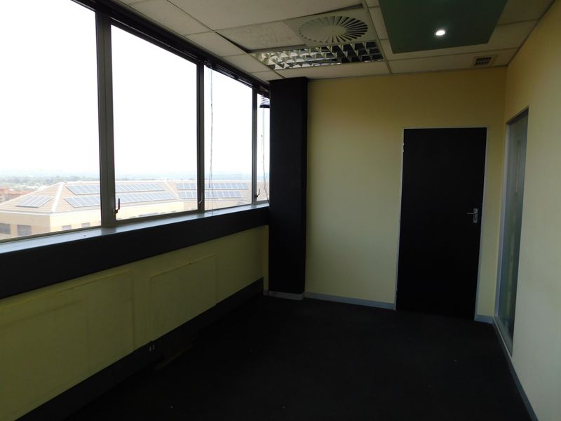Perfect Conferencing, Call / Contact Centre, Adult Training Workspace Available Now. - Photo 8